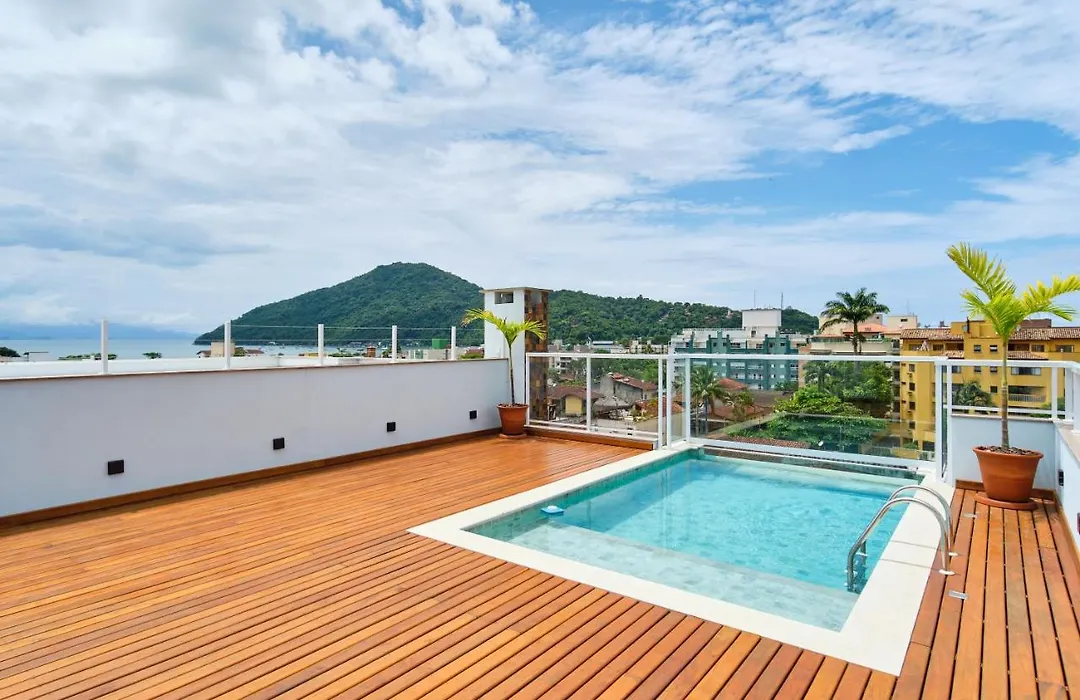 Novo 300m da Orla em Ubatuba - Wi-Fi e Piscina-1